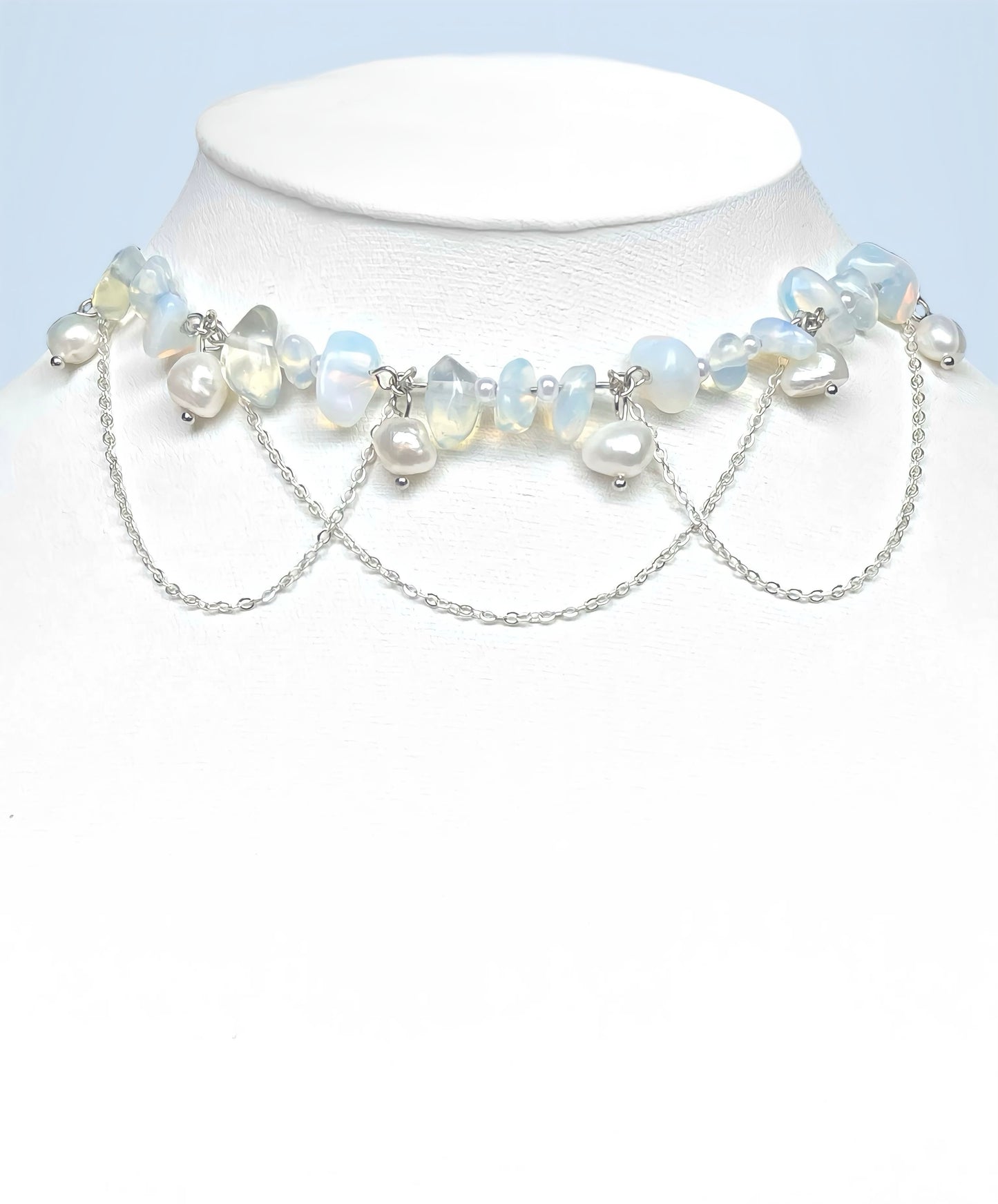 Opalescent Pearl Choker